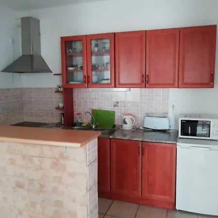 Apartament Vadasztanya Fogado *