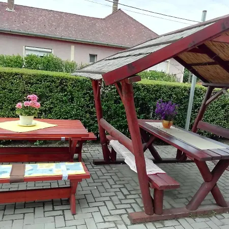 Vadásztanya Fogadó Apartman