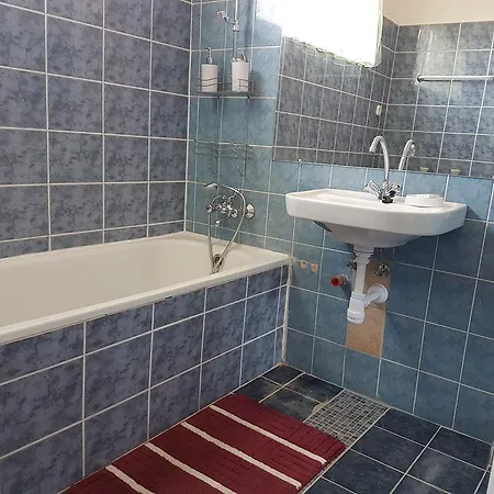 Vadasztanya Fogado Apartament